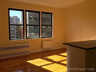 Rented by Living New York
