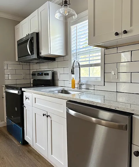 10611 Mount Holly Rd #B — Photo 4