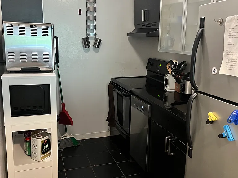 21 Radcliffe Rd #3F — Photo 3