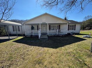 97 Potter Ct, Pax, WV 25904