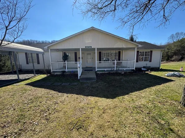 97 Potter Ct, Pax, WV 25904