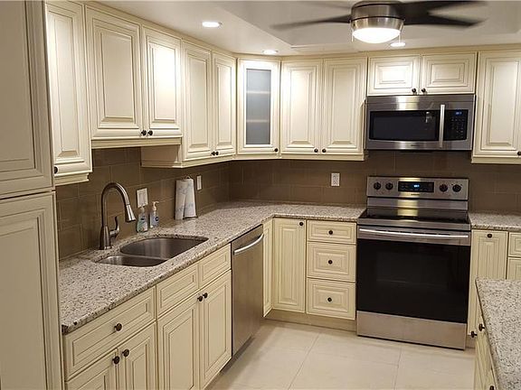 4th image of 3500 Galt Ocean Drive #616
