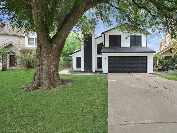3rd image of 11042 Landsbury Cir