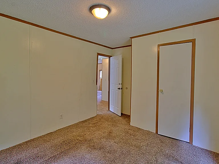 235 Fleming Loop Rd — Photo 15