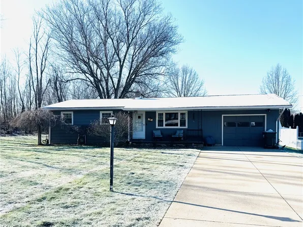 5990 Noel St, Louisville, OH 44641