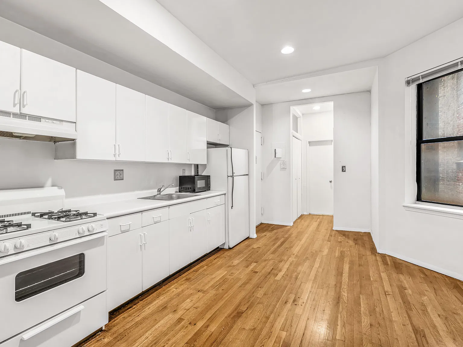 237 East 53rd Street — Photo 4