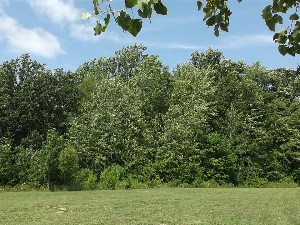 2nd image of 1381 Deer Creek Trl