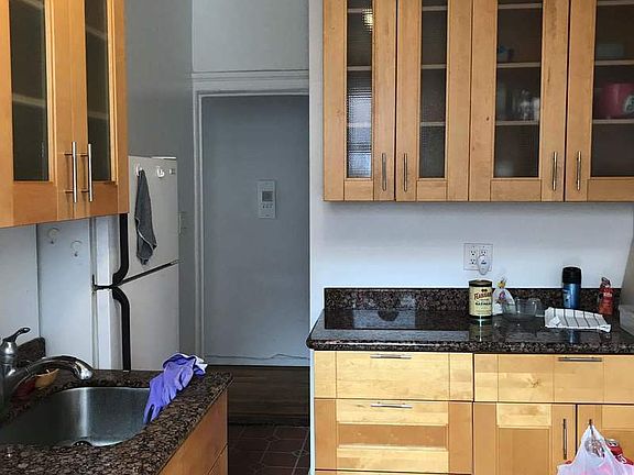 5th image of 41-41 43rd St APT F1