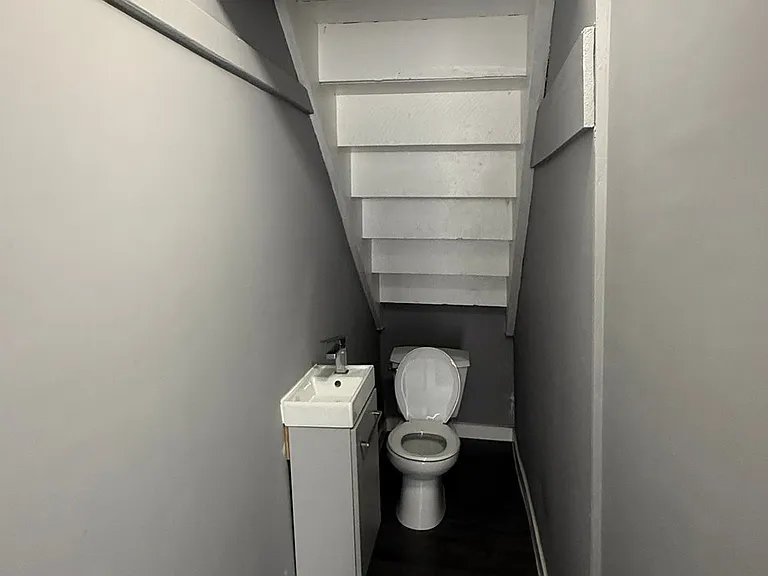 101 Coldwater Rd W #1 — Photo 8