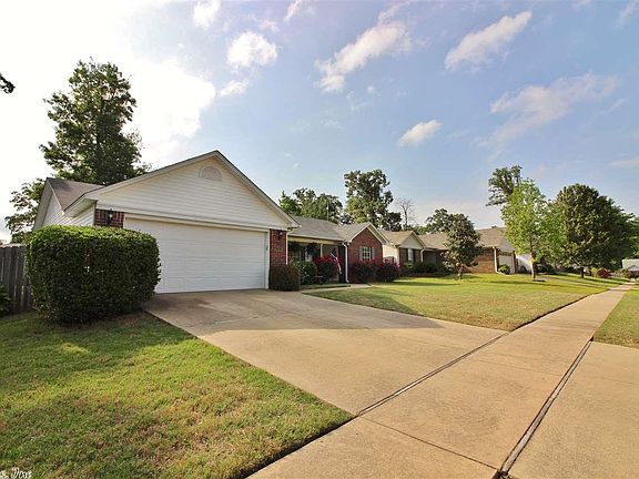 2nd image of 3415 Forest Dr