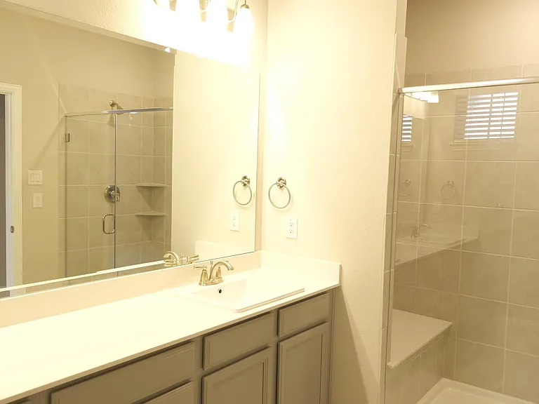 332 Blackthorne Dr — Photo 25