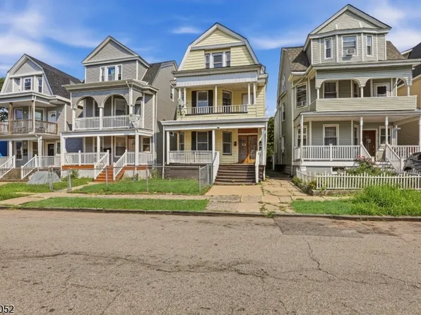 176 Hollywood Ave, East Orange City, NJ 07018