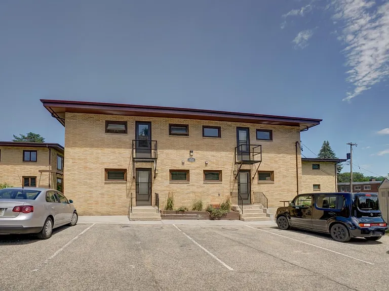 4910 Ascot Ln #2 — Photo 25