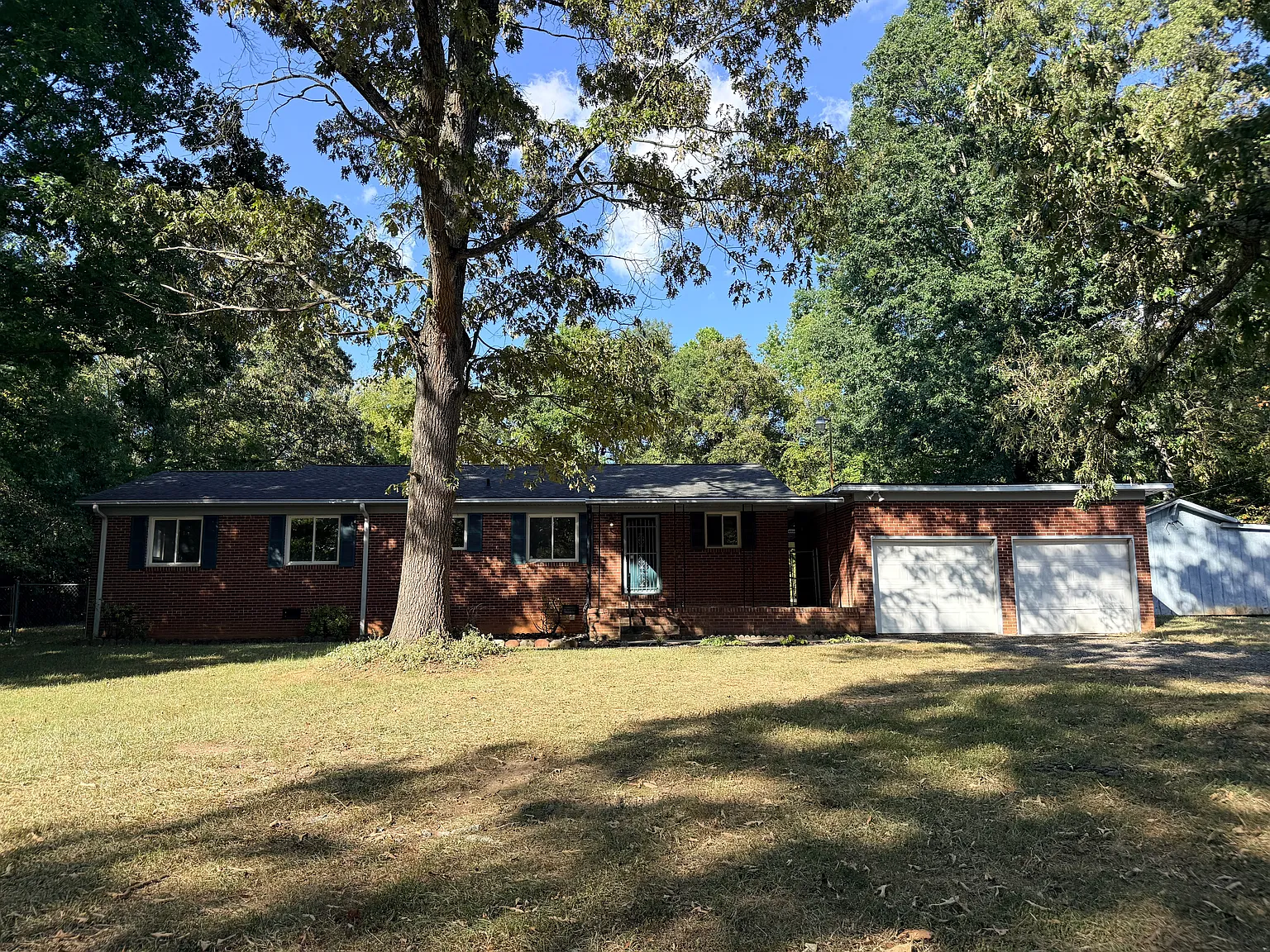 3 bed, 1700 sqft, $2,300 — Photo 1