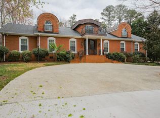 2909 Colony Rd, Charlotte, NC 28211