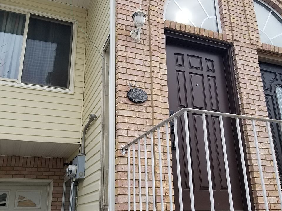 1st image of 66 Pelican Cir