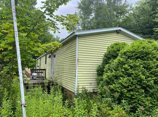 1586 Benton Rd, North Haverhill, NH 03774