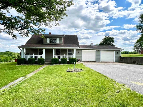 4218 Vinegar Hill Rd, Bedford, IN 47421