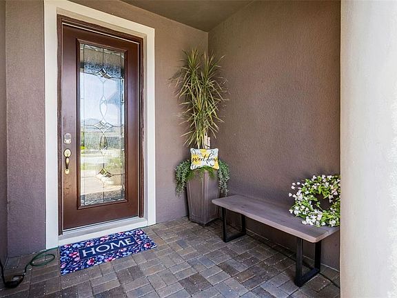 5th image of 328 TOMELLOSO WAY