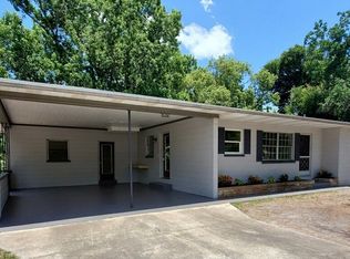 3825 Branch Ave, Mount Dora, FL 32757
