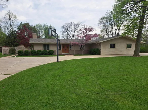 289 E County Road 73, Fremont, OH 43420