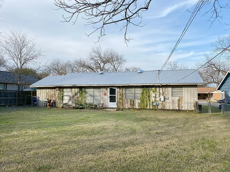 1607 Larkwood Dr — Photo 20