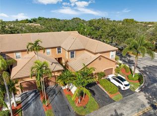 1503 Veracruz Ln, Weston, FL 33327