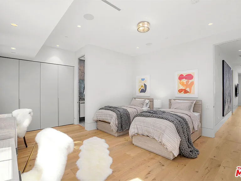 608 N Alpine Dr — Photo 56