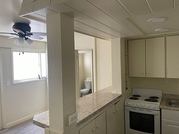 5th image of 1514 Ocean Ave #3/4