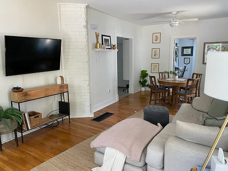 841 E Monument St — Photo 3