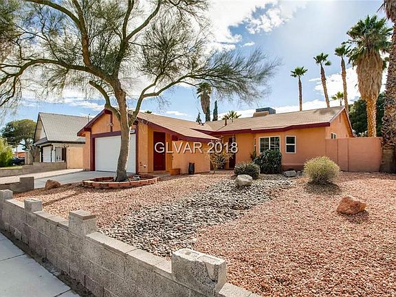 3rd image of 4043 Arrowood Dr