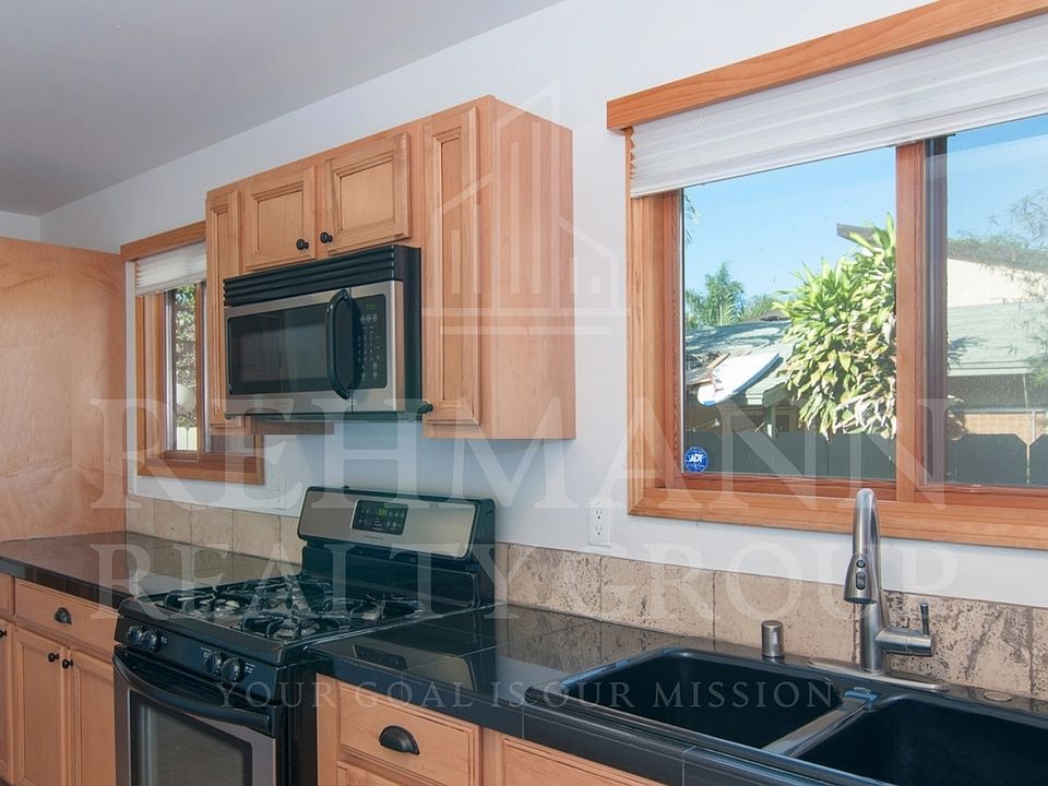 1st image of 4873 Del Monte Ave Unit A