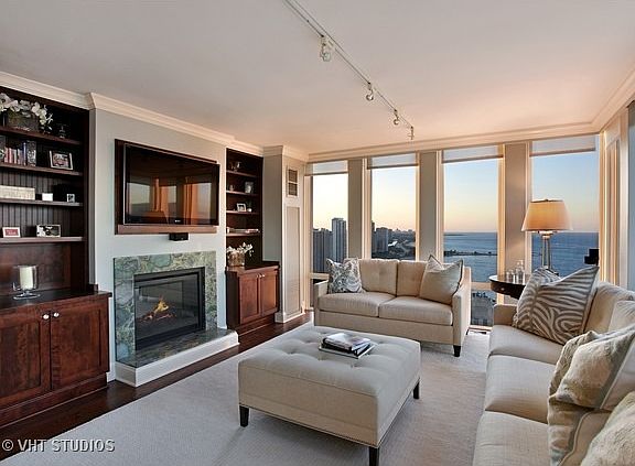 5th image of 200 E Delaware Pl APT 35C