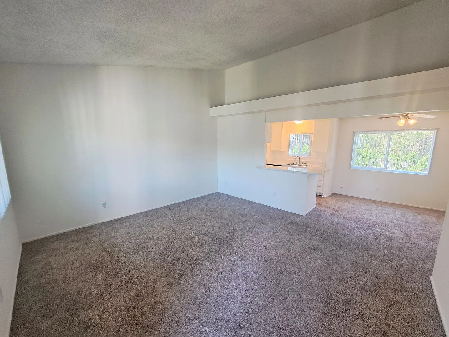 Oak Hills — Photo 2