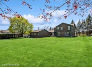 19738 W Martin Dr, Mundelein, IL
