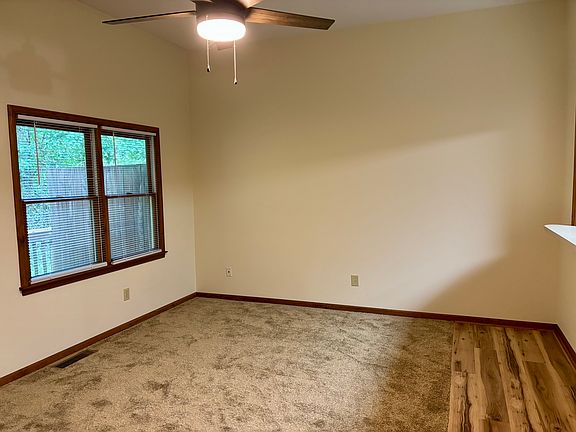 2nd image of 125 Hillcrest Dr