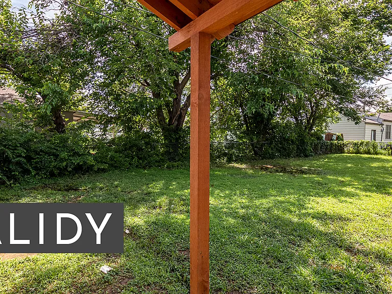 1338 South Dr — Photo 41