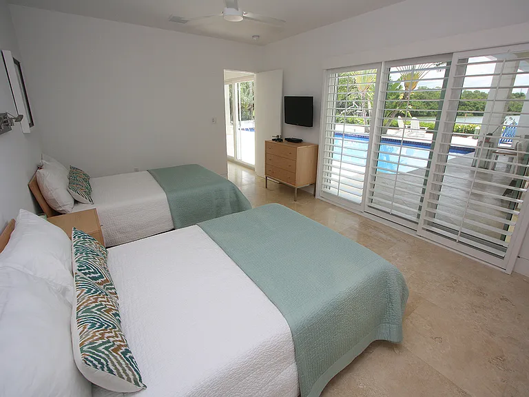 336 Morningside Dr — Photo 36