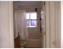 3rd image of 1103 Paul St