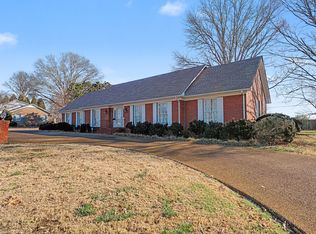 1206 Toben Ter, Lawrenceburg, TN 38464