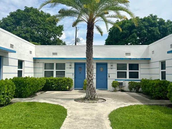 215 Conniston Rd #4, West Palm Beach, FL 33405