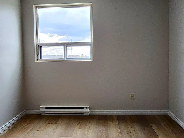421 Fairview Dr #501 — Photo 18