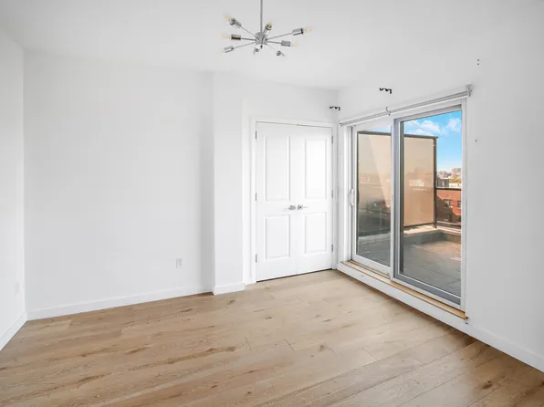 3041 Ocean Avenue image 5 of 17