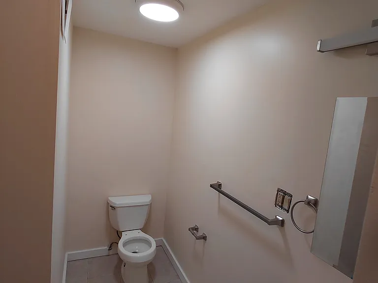 16 N Main St #16 — Photo 3