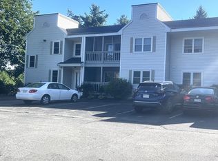 632 Main St APT 1, Walpole, MA 02081
