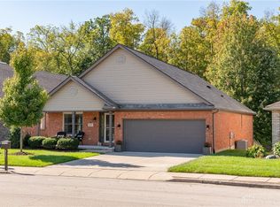917 Howard Ln, Vandalia, OH 45377