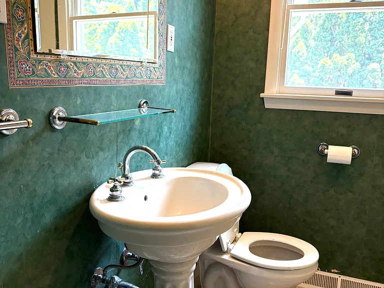 59 Westvale Dr — Photo 8