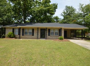 402 Ivelyn Ct, Warner Robins, GA 31088