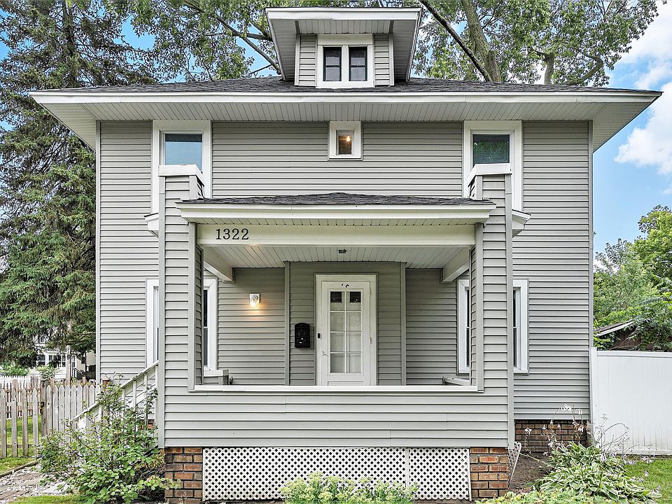 1st image of 1322 Egleston Ave