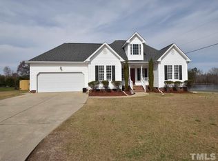 265 Atkins Place Cir, Fuquay Varina, NC 27526